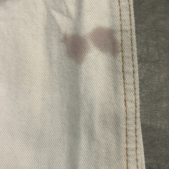 PrettyLittleThing Ripped Jeans - Picture 6 of 10